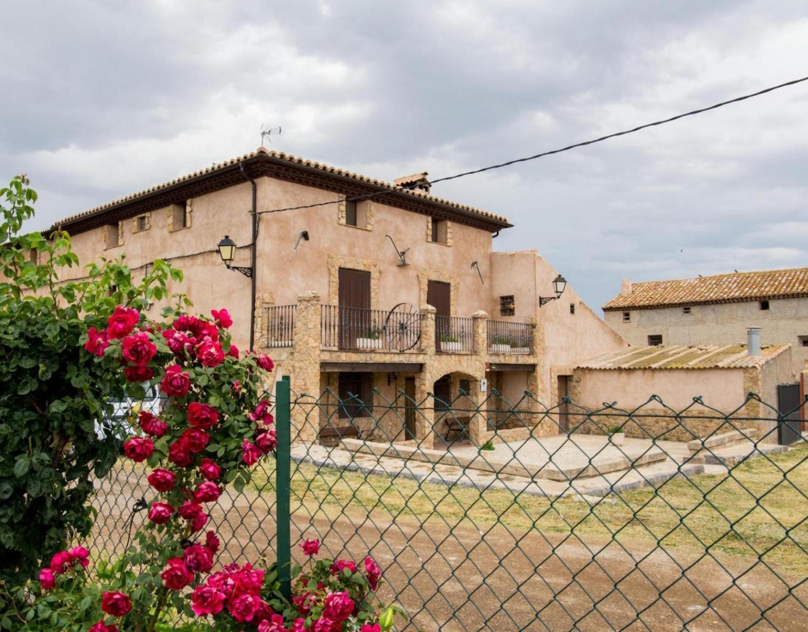 Masia Los Camineros Cella Exterior photo